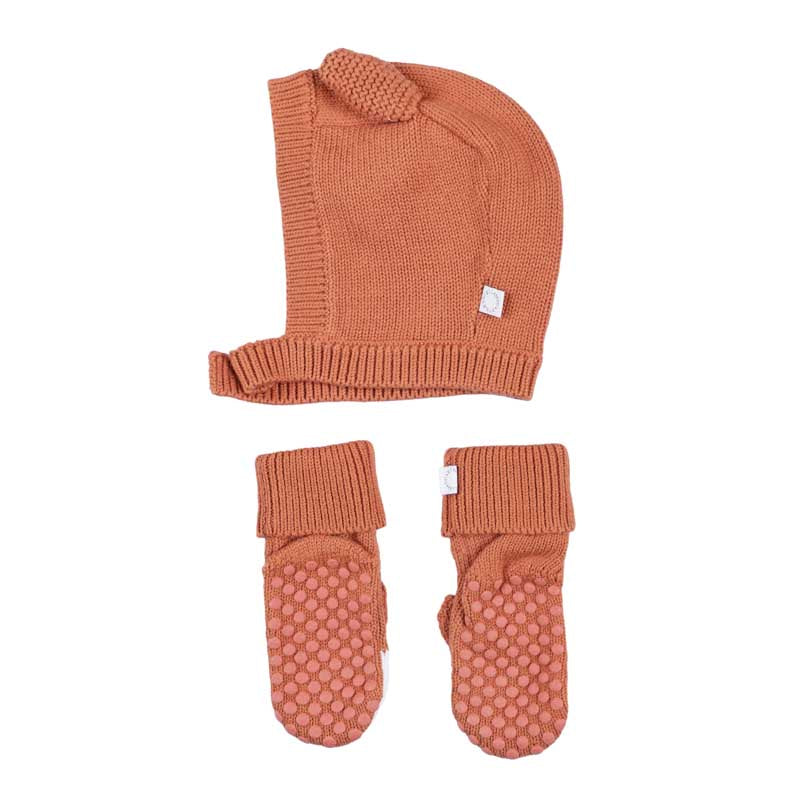 Set Of Hat & Socks